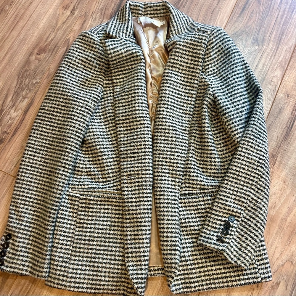 ASTR The Label Hazelnut Black Houndstooth Coat Size S Wool Blend – Flawed Lining